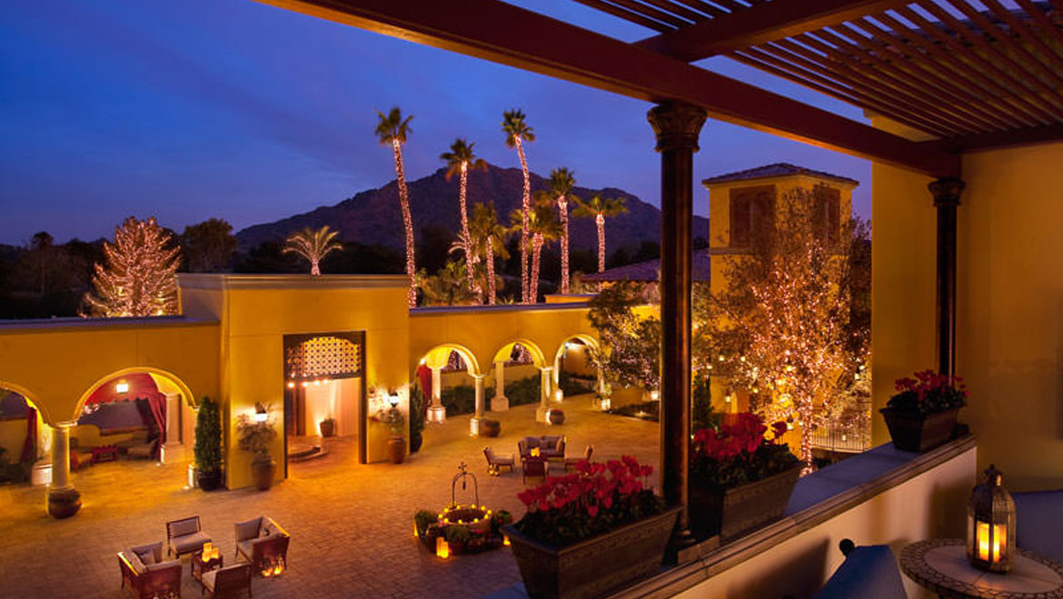 Montelucia Resort in Scottsdale courtyard balcony 
