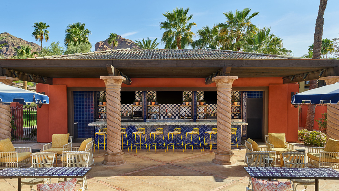 Omni Scottsdale Resort & Spa at Montelucia Kasbah Pool bar