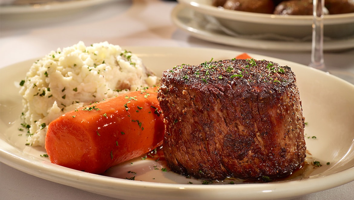 Filet with carrot and mashed potatoes.