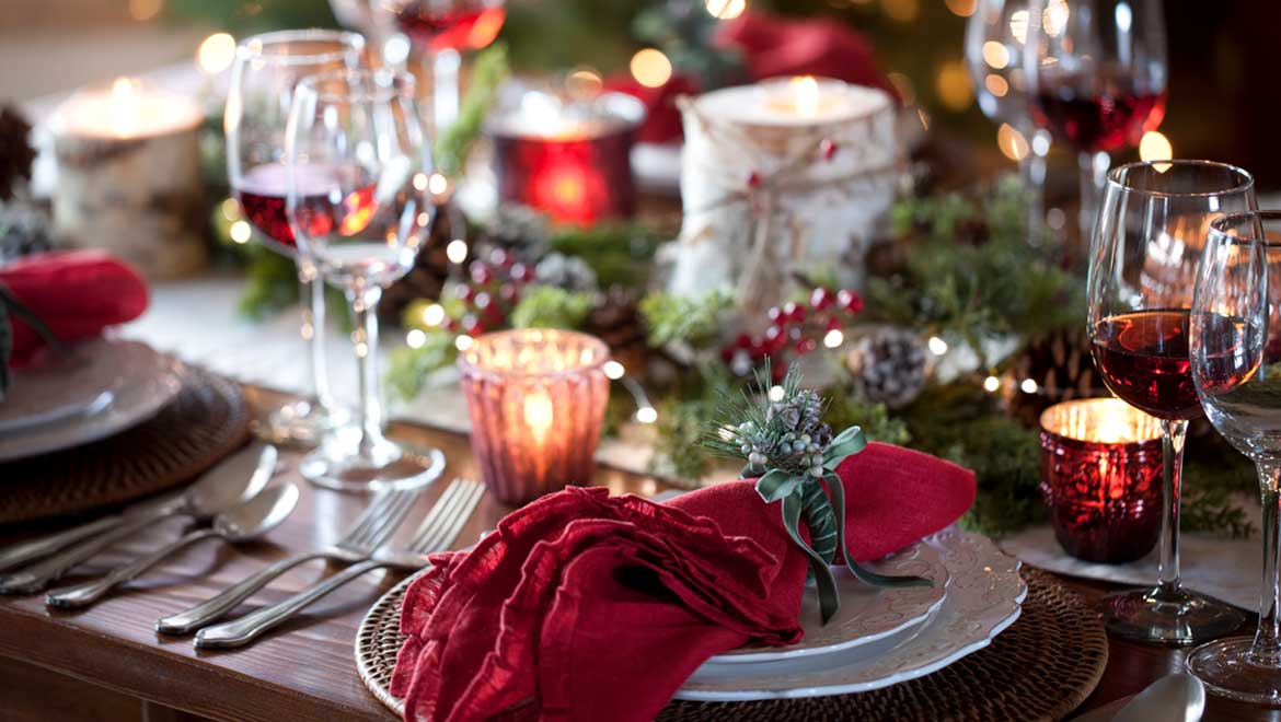 holiday table setting