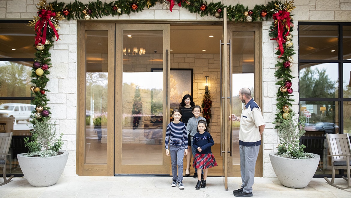 Guests leaving the hotel