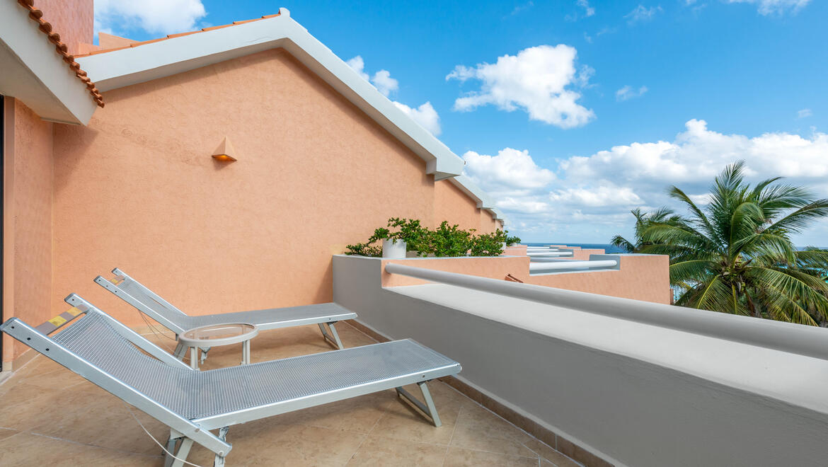 Villa Terrace - Omni Cancun Hotel & Villas