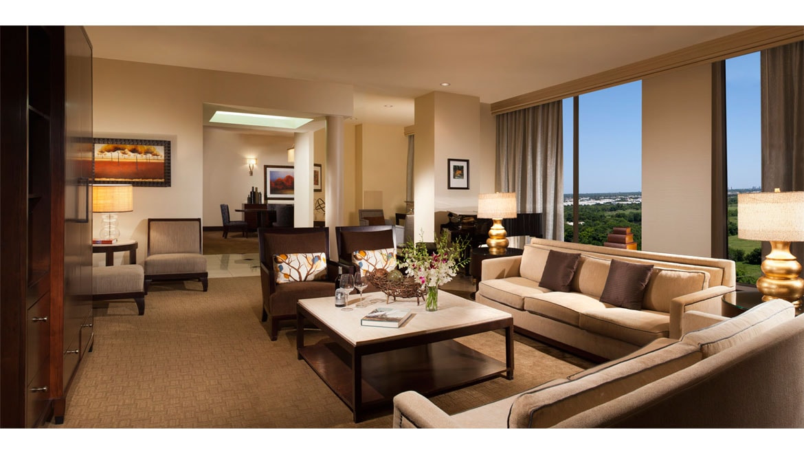 Park West Presidential Suite