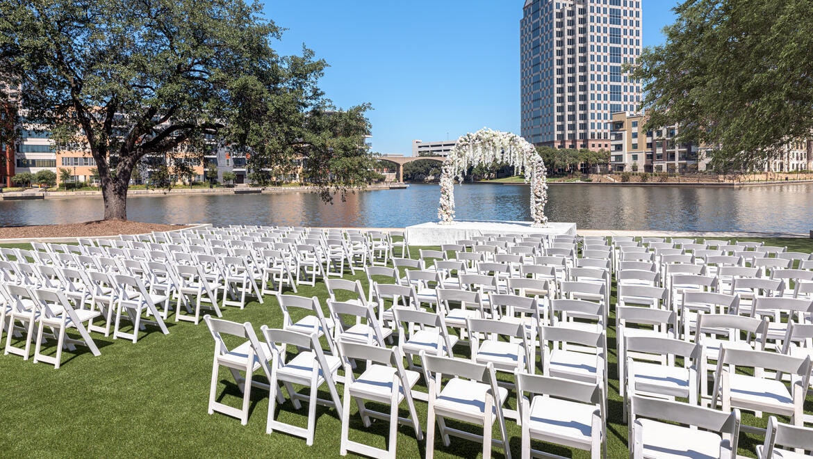 Outdoor ceremony