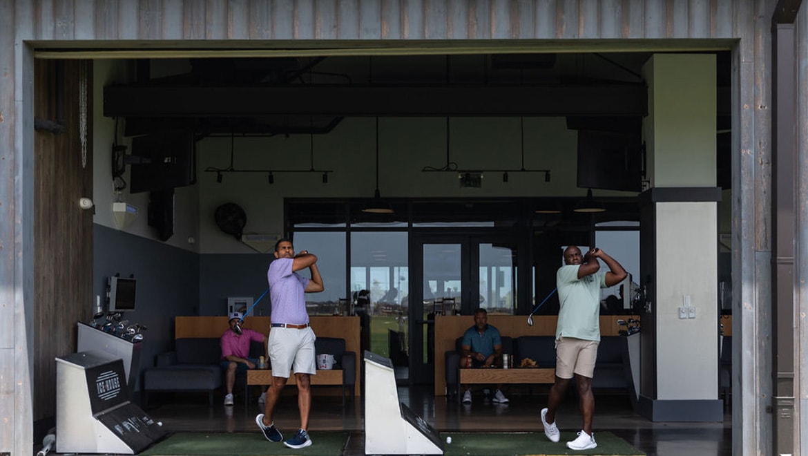 topgolf swing