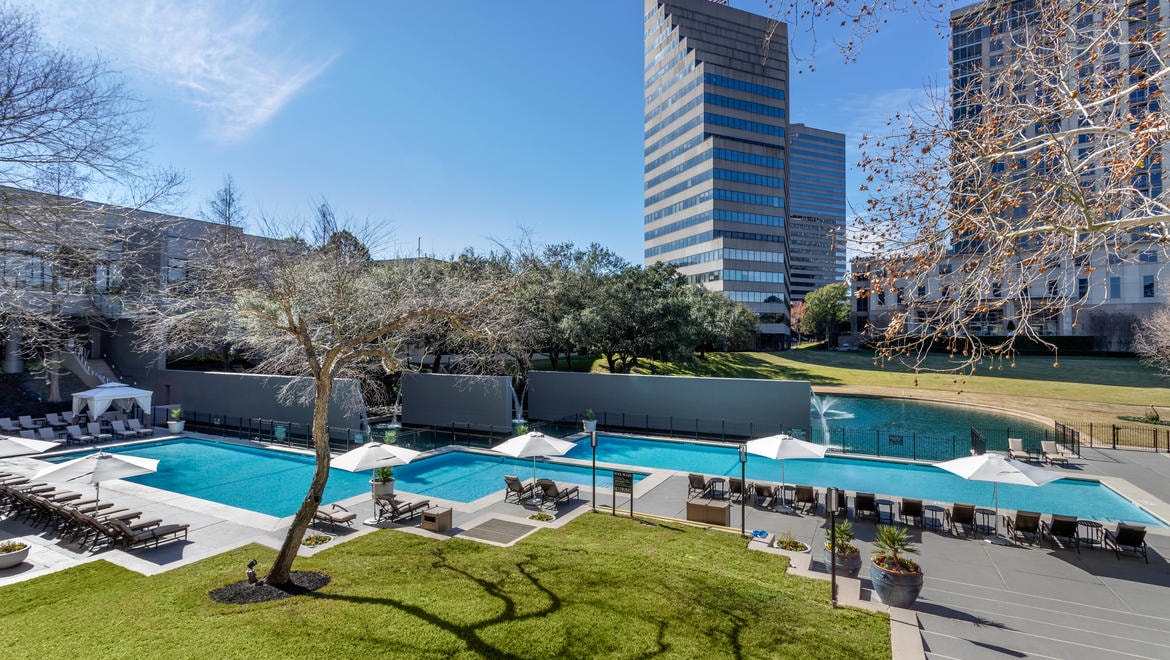 Outdoor pool at Omni Houston.