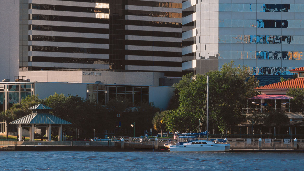 Omni Jacksonville Hotel exterior