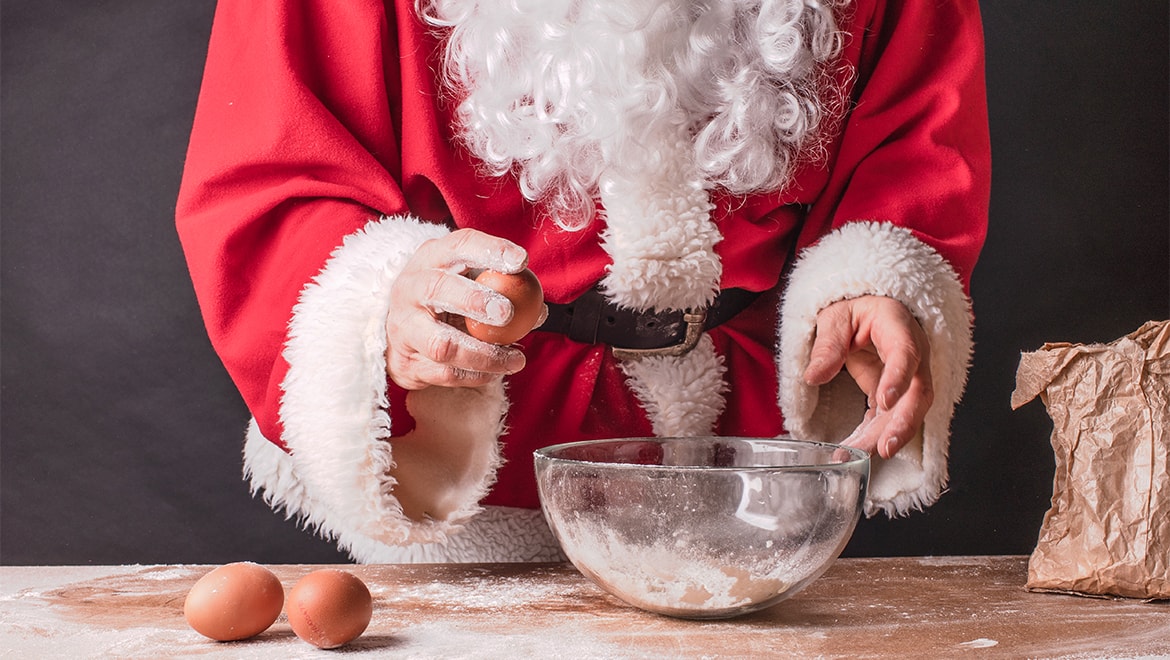 Santa Baking