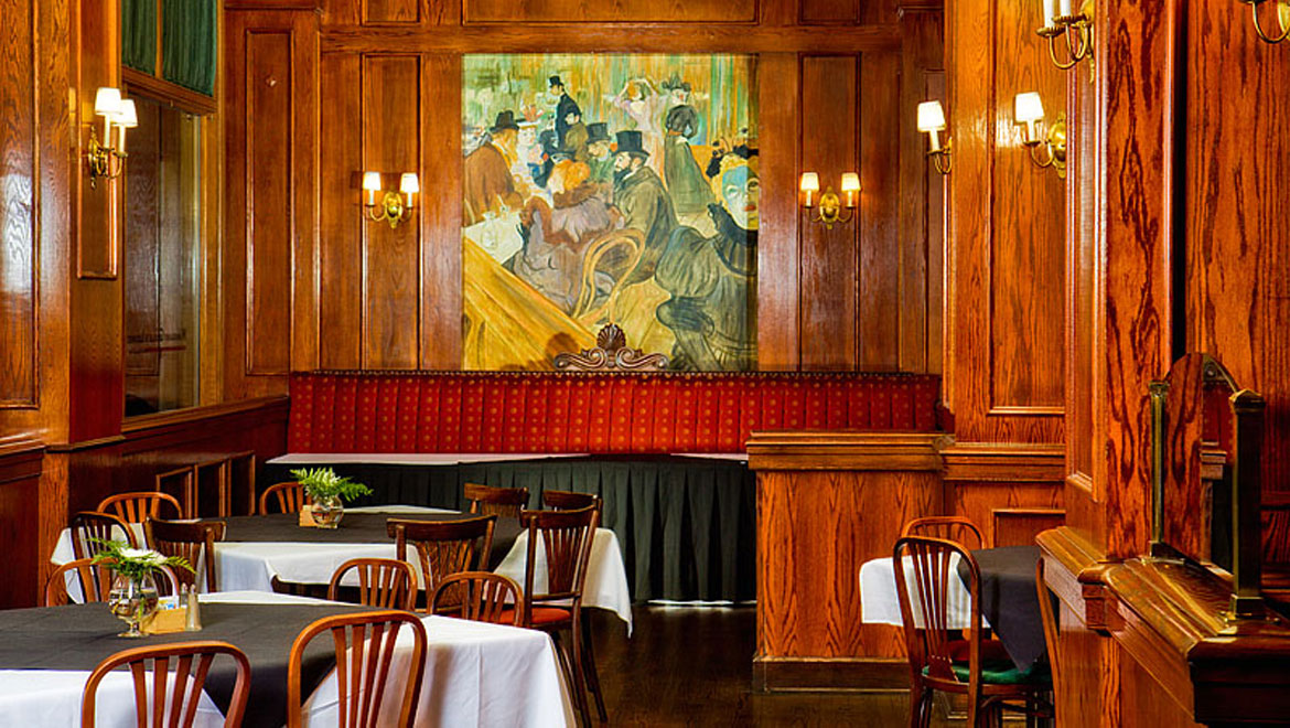 Restaurant in Omni Majestic Hotel St. Louis 